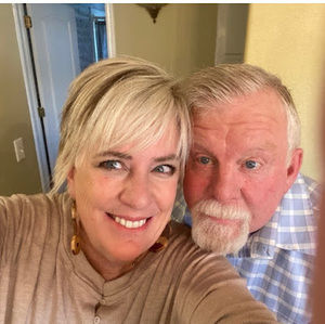 Meet your Posher, Carrie